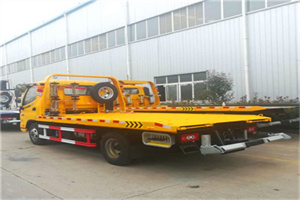 新宾附近拖车救援搭电