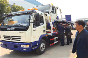 新宾汽车道路救援拖车价格